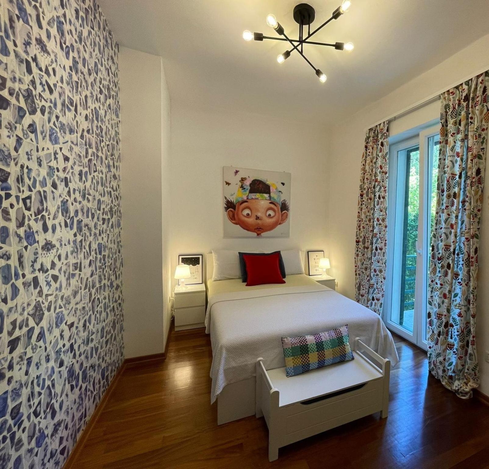 Paun Apartment *